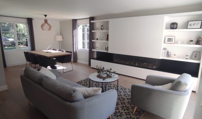 Séjour dans Superbe maison individuelle à vendre à Mérignies par l'agence immobilière Facilimmo59 à Genech