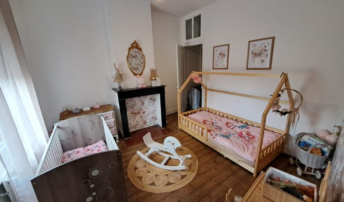 Chambre enfants dans maison 1930 à vendre à Douai par l'agence immobilière Facilimmo59 à Genech